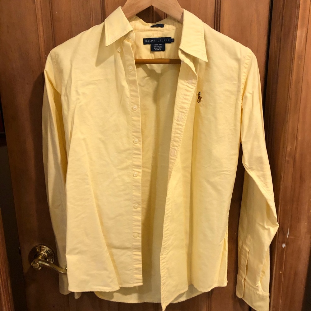Polo Ralph Lauren button down in Yellow size 6